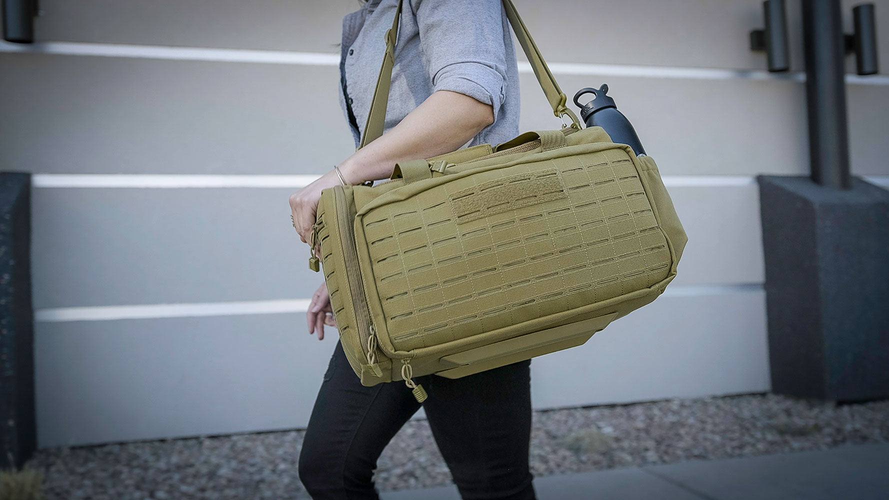 Elite Survival Systems LOADOUT MOLLE Pistol Range Bag — size and scale reference