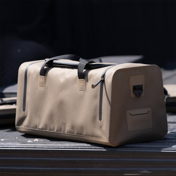 Magpul DAKA Range Bag Large 40L — product detail close-up
